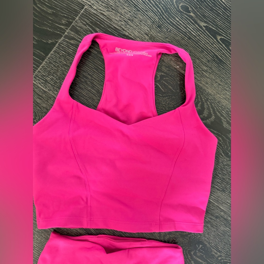 PowerBeyond Beyond Yoga Hot Pink High-Waist Leggings & Crop Tank Set - Picture 2 of 5